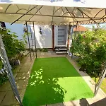 Miris Dunja Сasa de vacaciones *