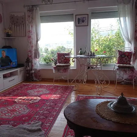 Kuca Za Odmor Sa Jakuzijem * Sarajevo
